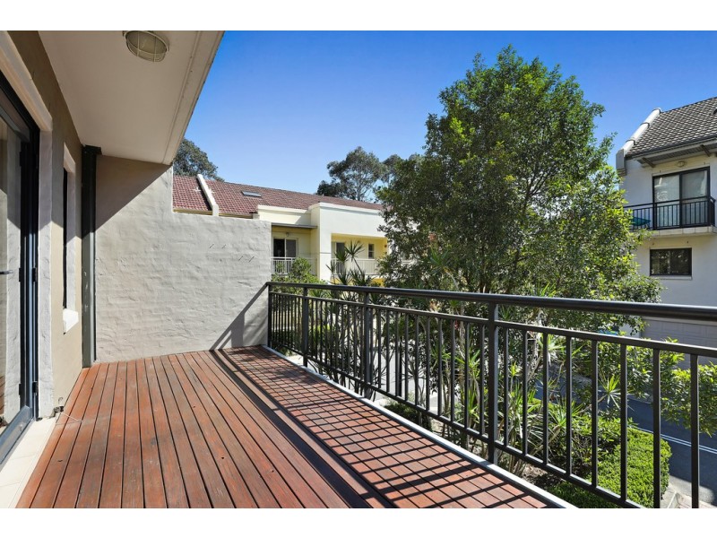 2 Walkers Drive, Lane Cove NSW 2066