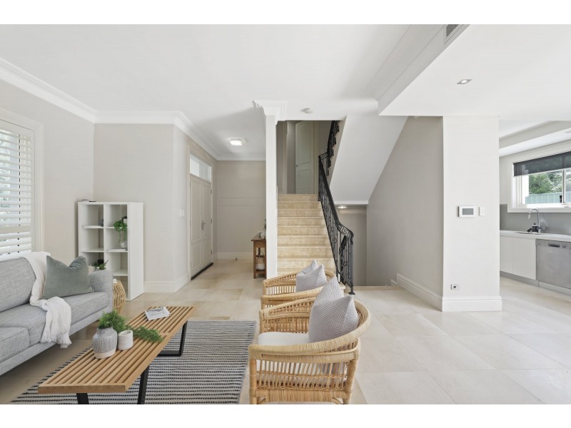 2/2 Cleland Road, Artarmon NSW 2064