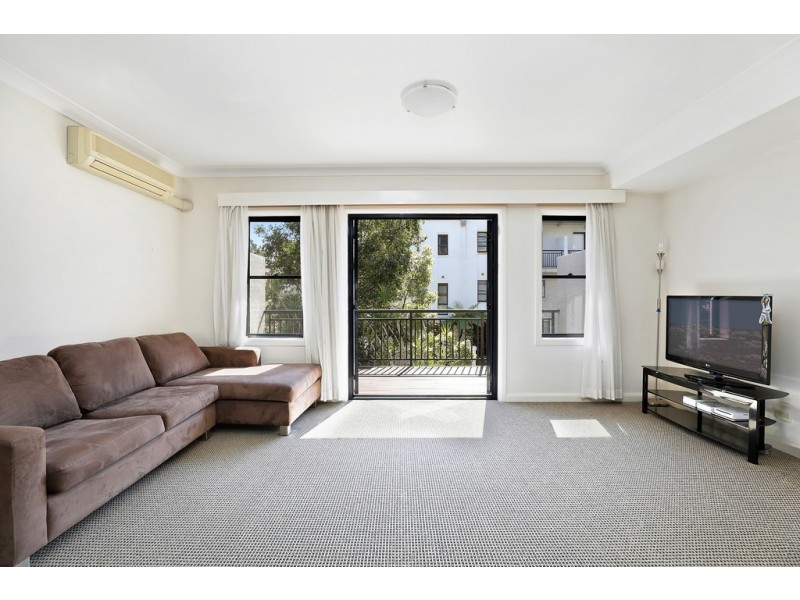 2 Walkers Drive, Lane Cove NSW 2066