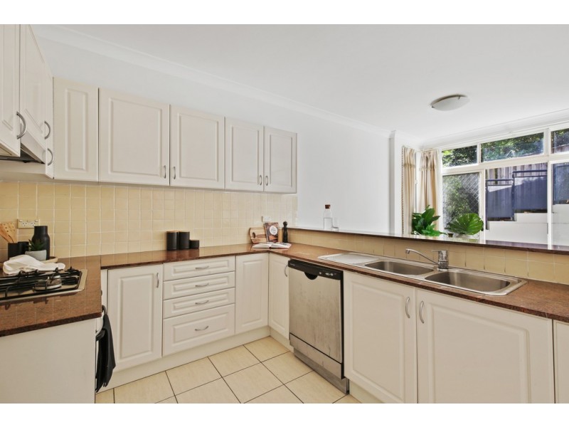 5/2-4 Bloomsbury Avenue, Pymble NSW 2073