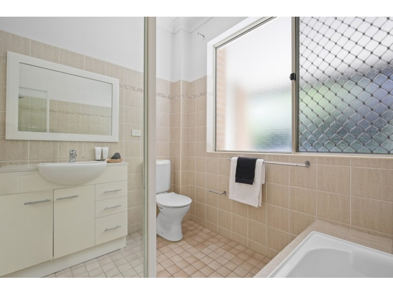 5/2-4 Bloomsbury Avenue, Pymble NSW 2073