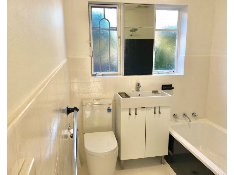 7/182 Pacific Highway (rear of the block), Roseville NSW 2069