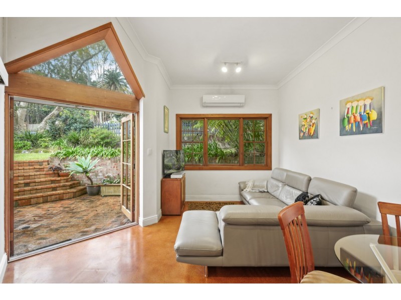 9 Lone Pine Avenue, Chatswood NSW 2067