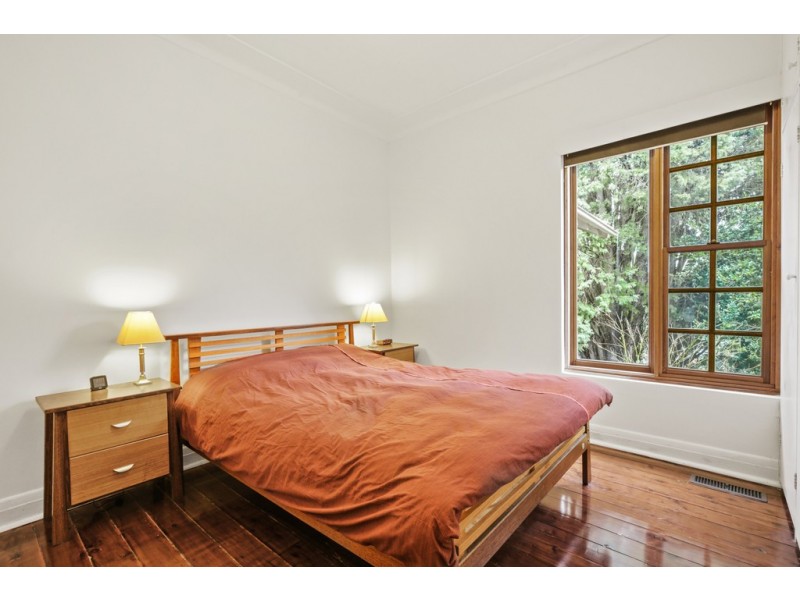 9 Lone Pine Avenue, Chatswood NSW 2067