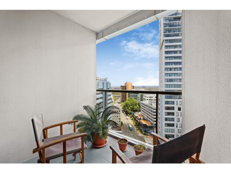 2111/2A Help Street, Chatswood NSW 2067