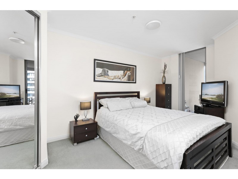 2111/2A Help Street, Chatswood NSW 2067