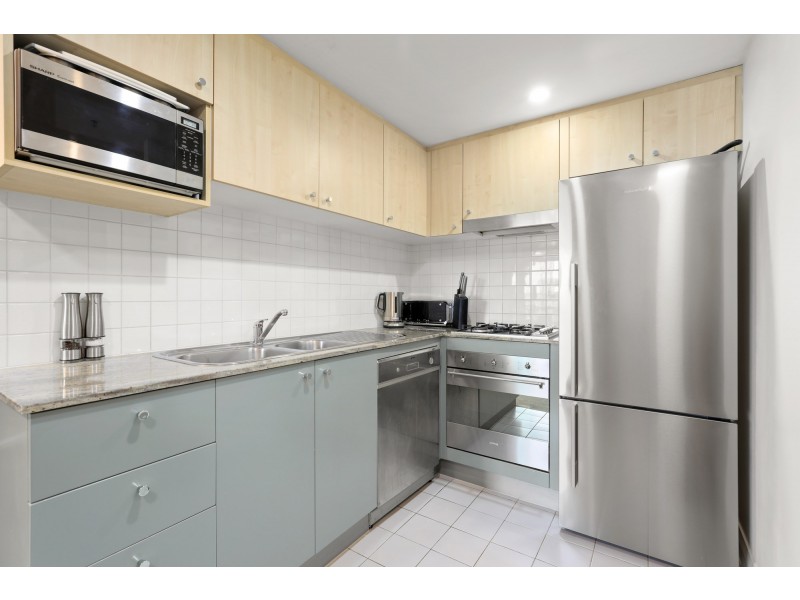 2111/2A Help Street, Chatswood NSW 2067