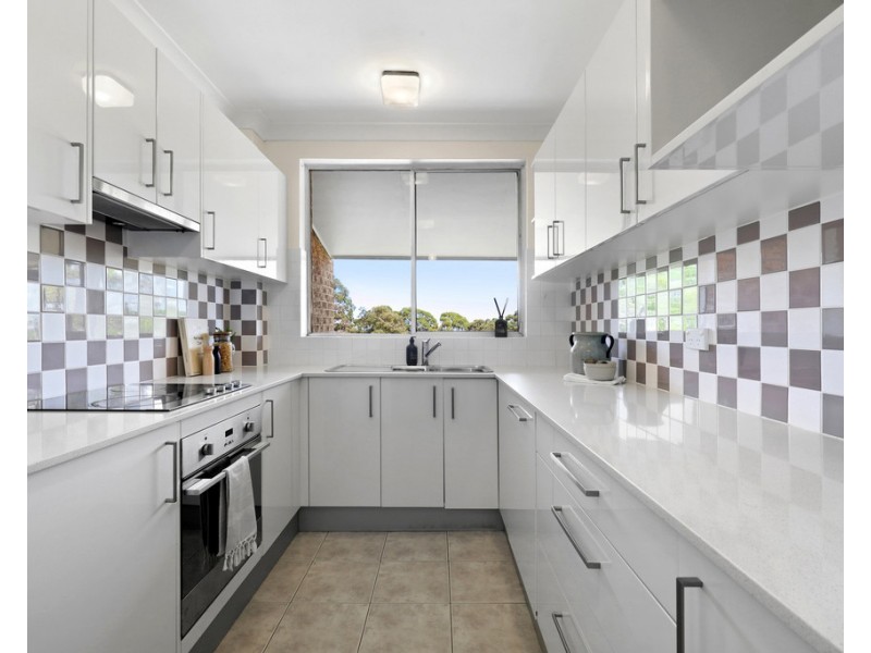 17/8-14 Bowen Street, Chatswood NSW 2067