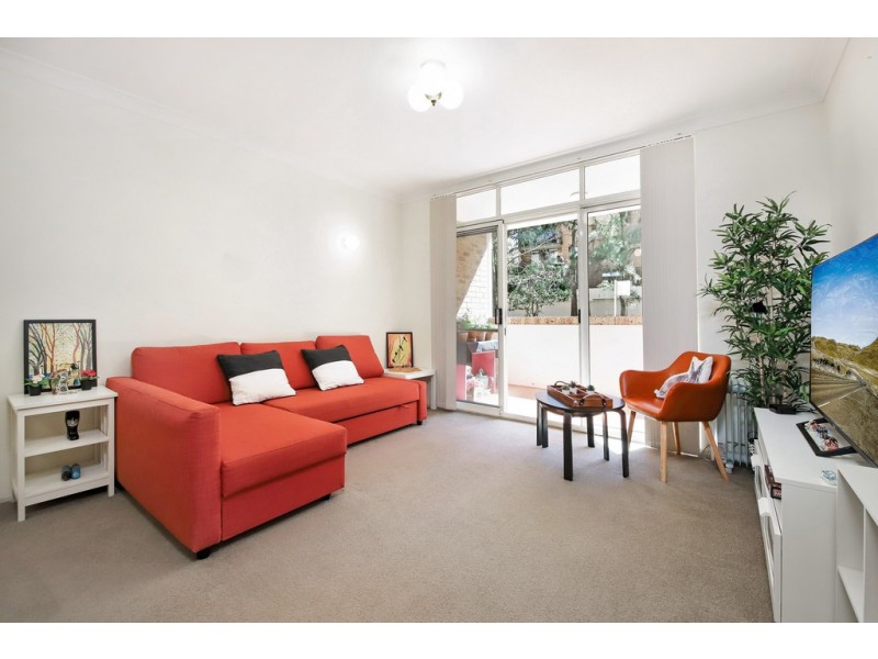 8/23 Barton Road, Artarmon NSW 2064