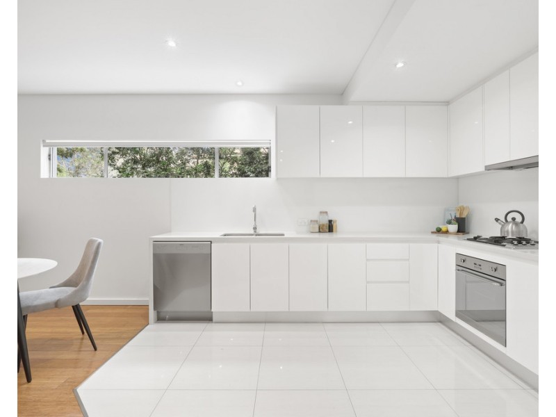 2/22 Pacific Highway, Roseville NSW 2069