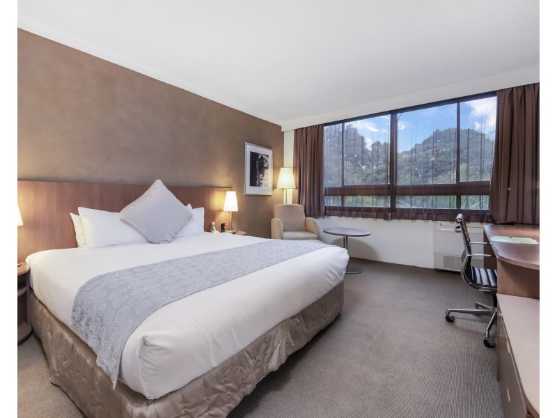 194 Pacific Highway ‘Hotel Urban’, St Leonards NSW 2065