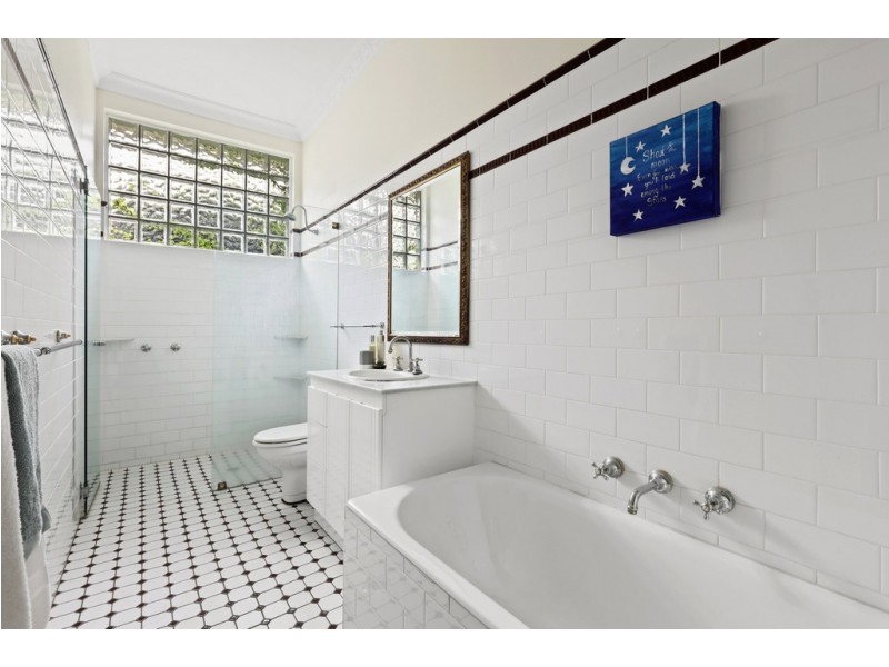 31 Archbold Road, Roseville NSW 2069