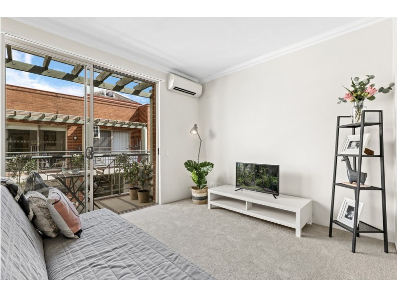 54/13 Ernest Street, Crows Nest NSW 2065