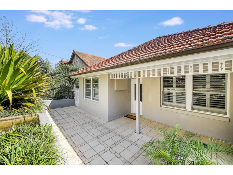 16 Goodchap Road, Chatswood NSW 2067
