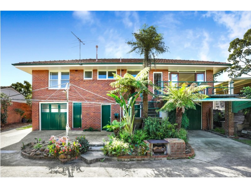 7 Neale Avenue, Forestville NSW 2087