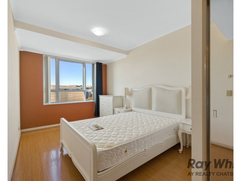 617/2B Help Street, Chatswood NSW 2067