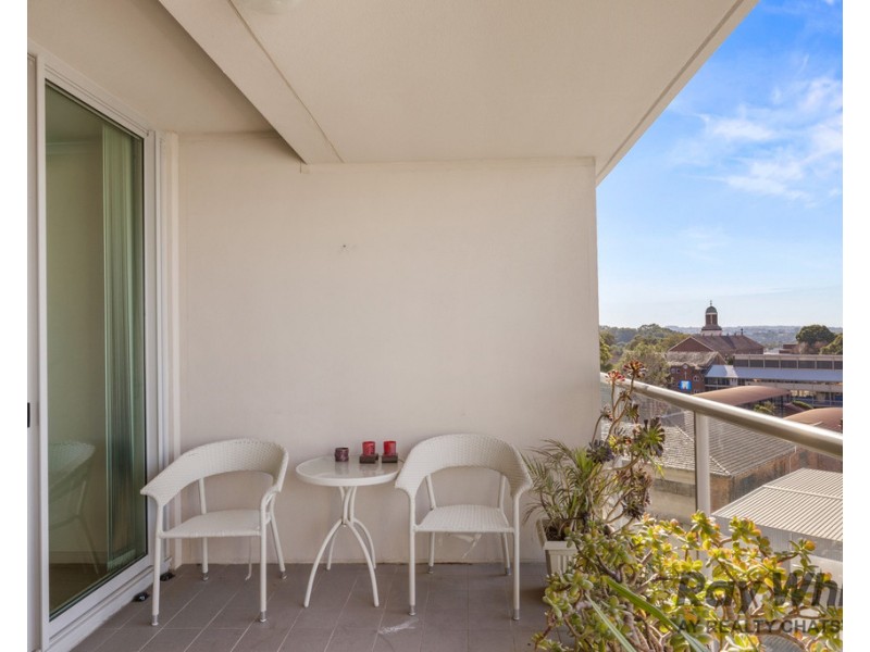 617/2B Help Street, Chatswood NSW 2067