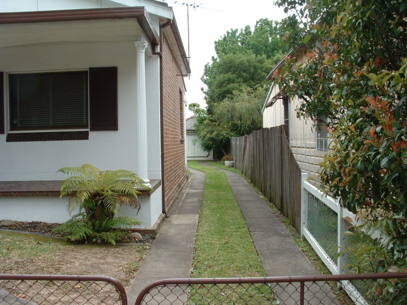 37 Seventh Avenue, Campsie NSW 2194