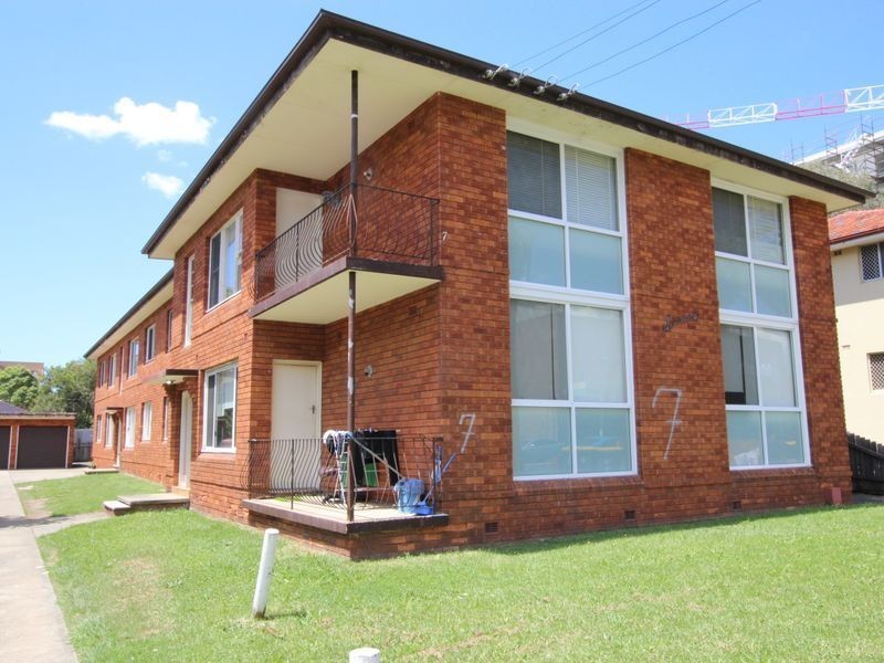 8/7 Fifth Avenue, Campsie NSW 2194