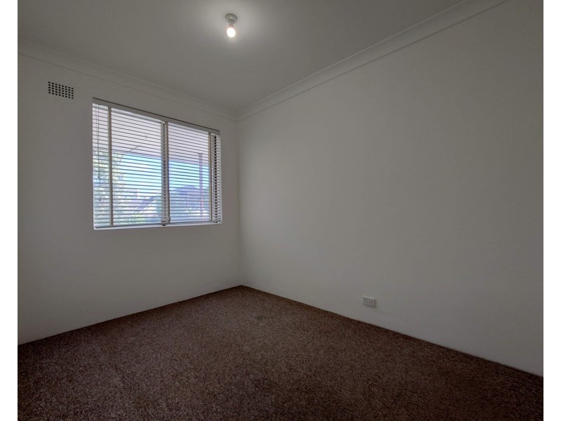 4/37 Fletcher Street, Campsie NSW 2194