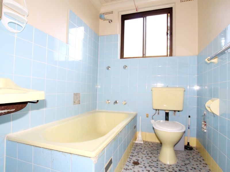 1/54 McKern Street, Campsie NSW 2194