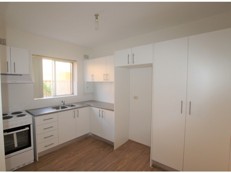 2/71 Frederick Street, Campsie NSW 2194