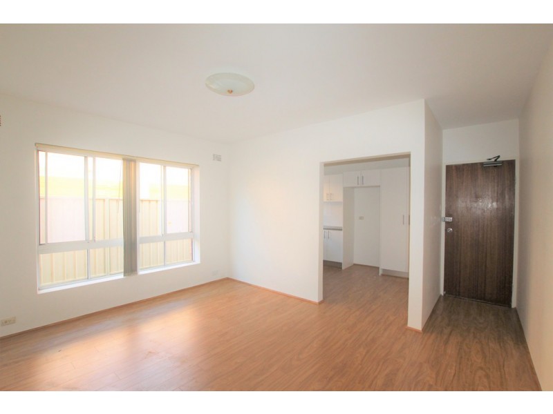 2/71 Frederick Street, Campsie NSW 2194