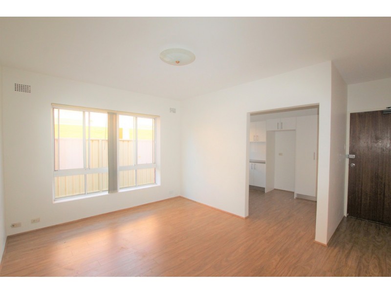 2/71 Frederick Street, Campsie NSW 2194