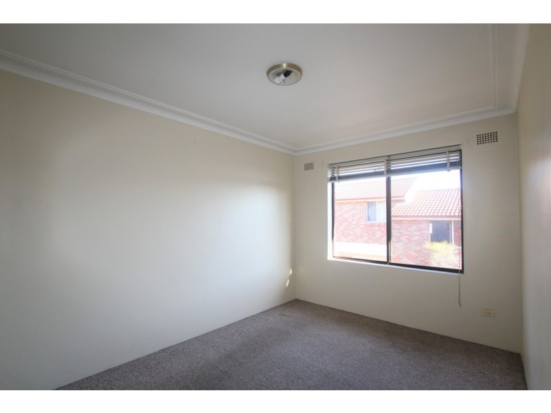 6/54 McKern Street, Campsie NSW 2194