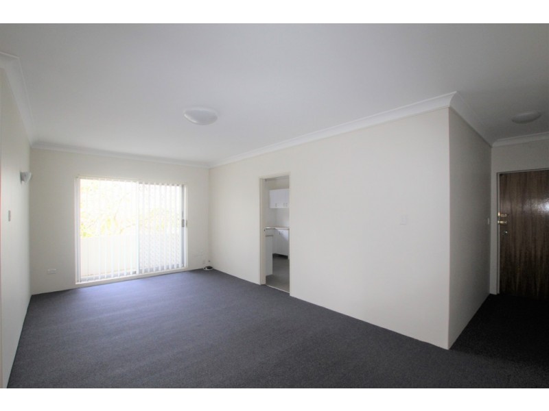 4/4 Browning Street, Campsie NSW 2194