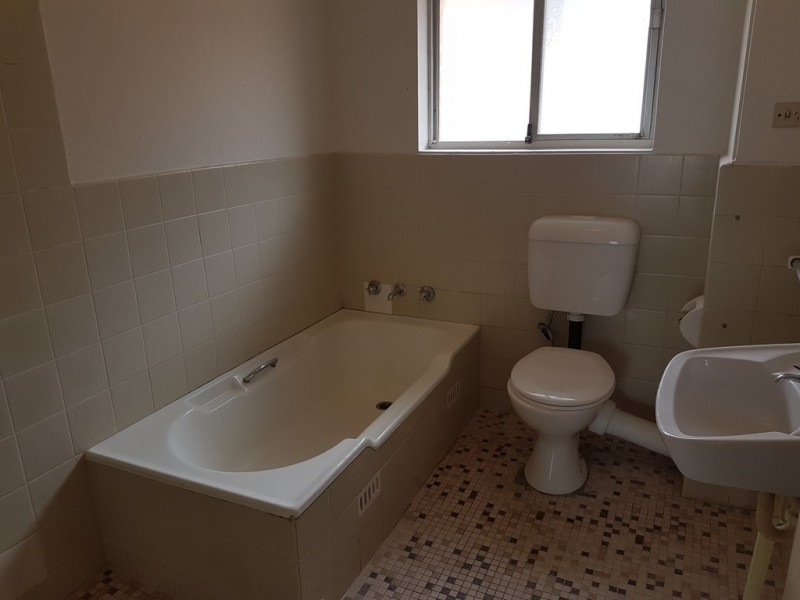 4/31 Duke Street, Campsie NSW 2194