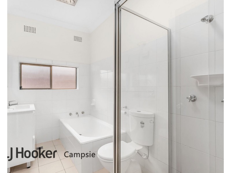 9 Karingal Street, Kingsgrove NSW 2208