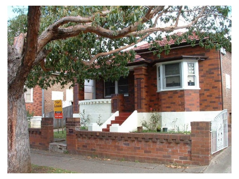 18 Liney Street, Clemton Park NSW 2206