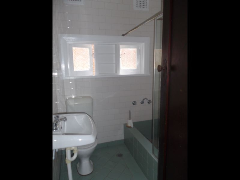 18 Liney Street, Clemton Park NSW 2206