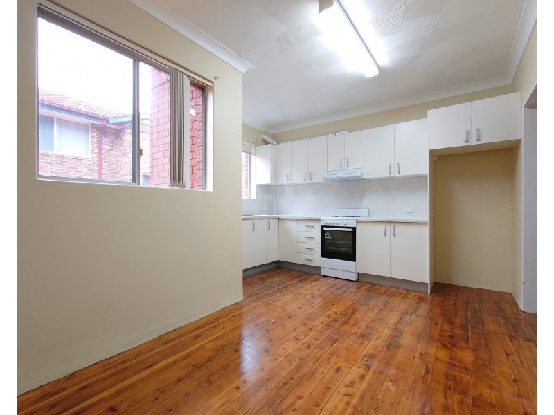 2/43 Duke Street, Campsie NSW 2194