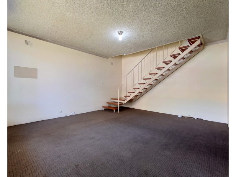 1/1 Eighth Avenue, Campsie NSW 2194