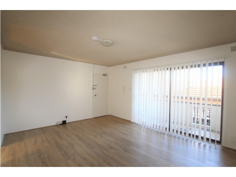 1/54 Claremont Street, Campsie NSW 2194