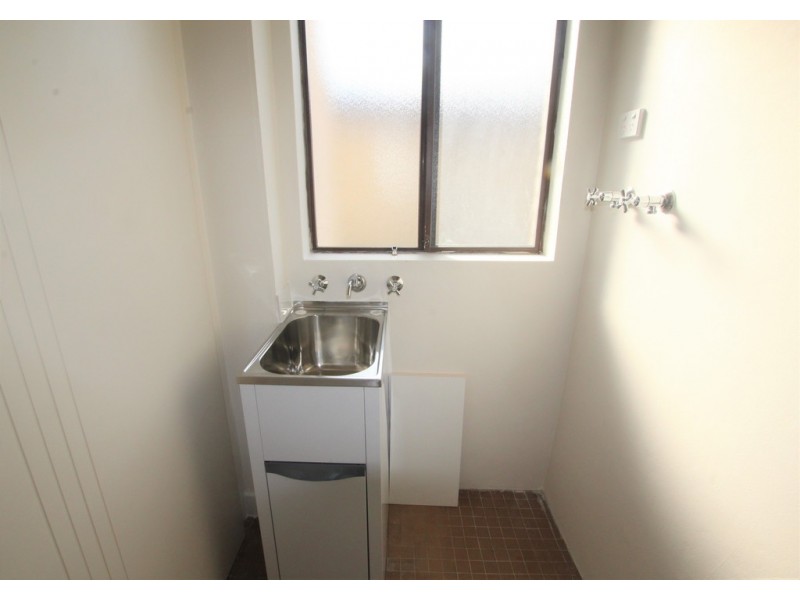 1/54 Claremont Street, Campsie NSW 2194