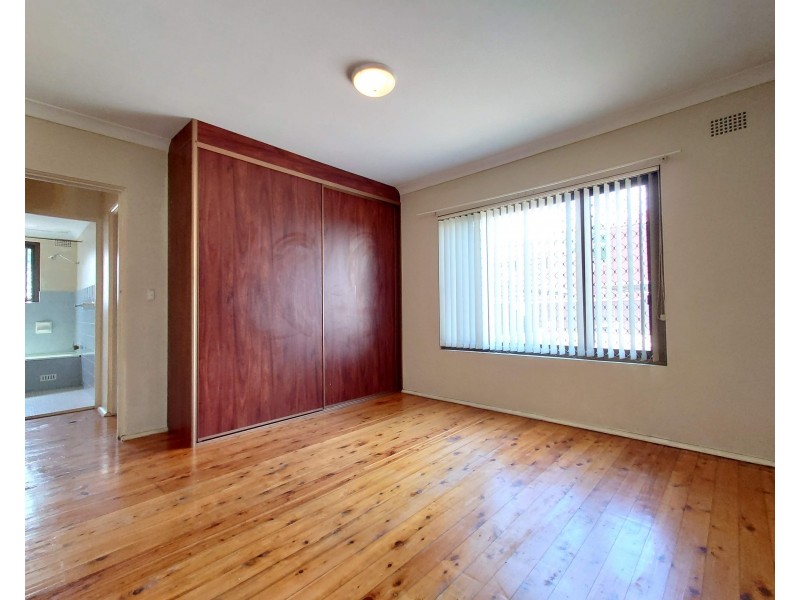 2/4 Cobden Street, Belmore NSW 2192