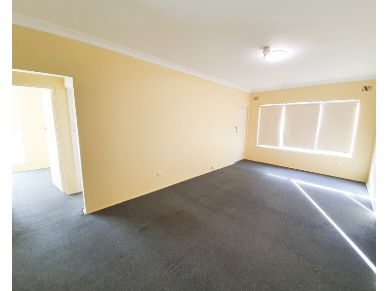 2/7 Fifth Avenue, Campsie NSW 2194