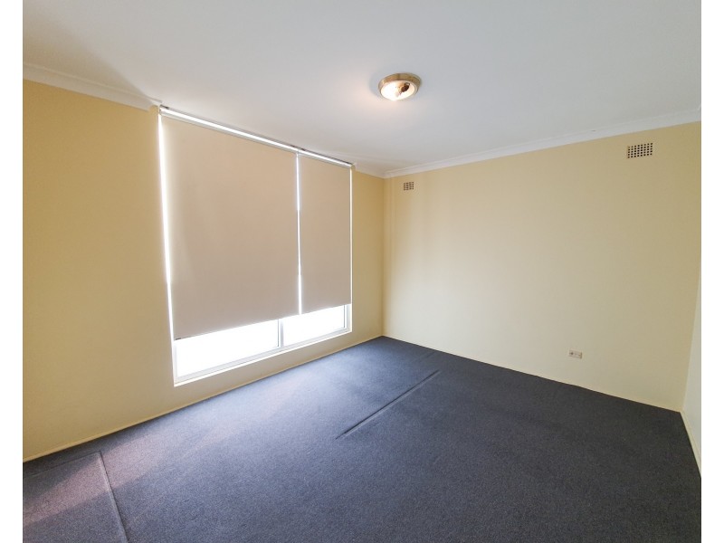 2/7 Fifth Avenue, Campsie NSW 2194