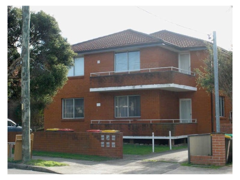 4/31 Fletcher Street, Campsie NSW 2194