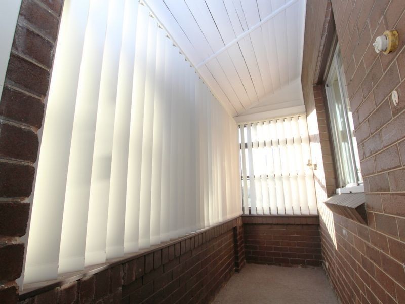 4 Harcourt Ave, Campsie NSW 2194