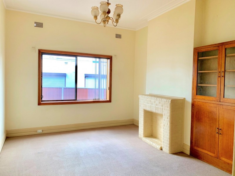 17 Robertson Street, Campsie NSW 2194