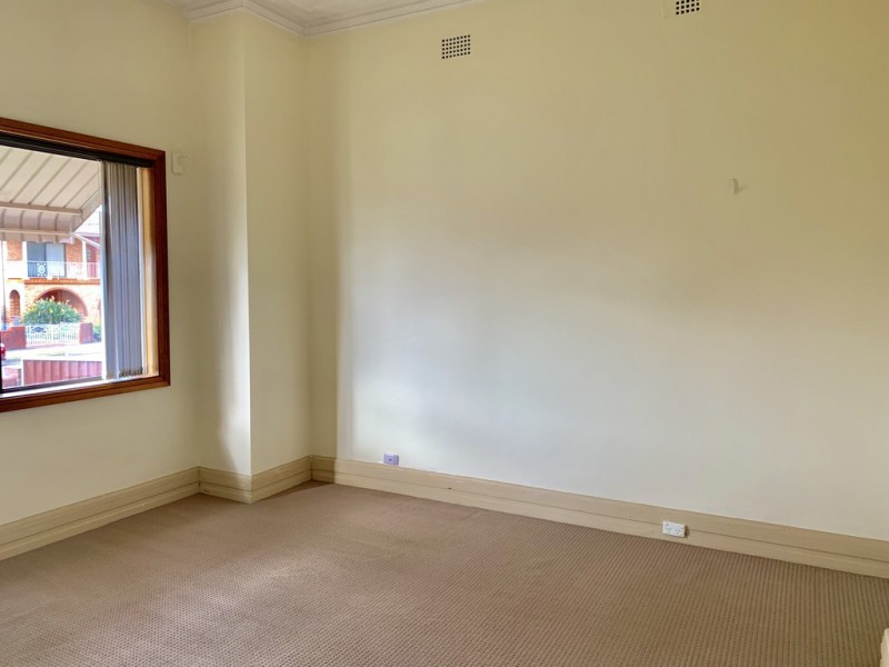 17 Robertson Street, Campsie NSW 2194