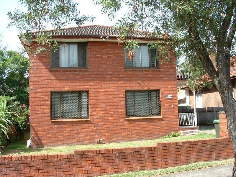 1/4 Cobden Street, Belmore NSW 2192