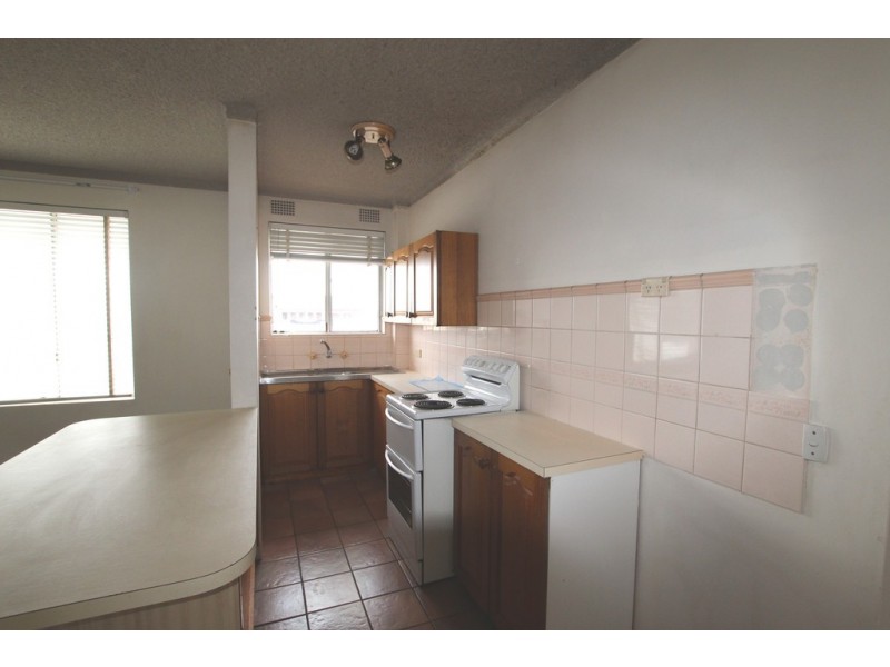 24/2-4 London Street, Campsie NSW 2194