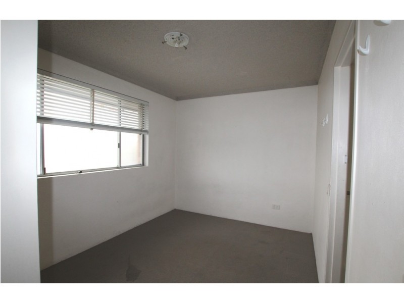 24/2-4 London Street, Campsie NSW 2194