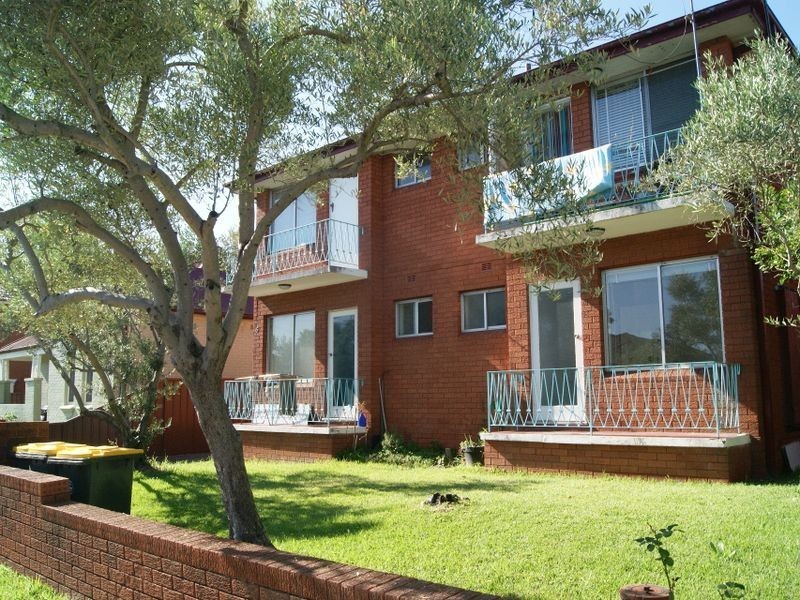 3/6 Yangoora Raod, Belmore NSW 2192