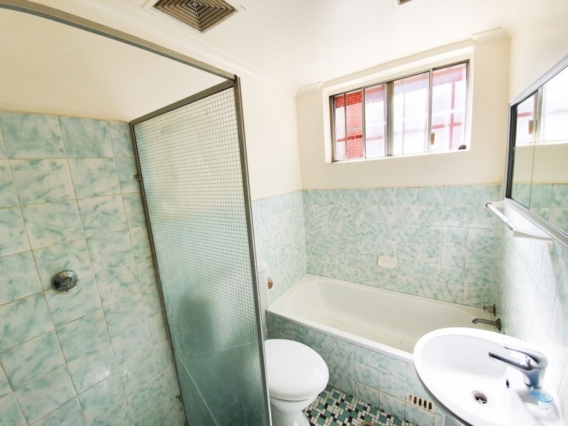 1/68 Amy Street, Campsie NSW 2194